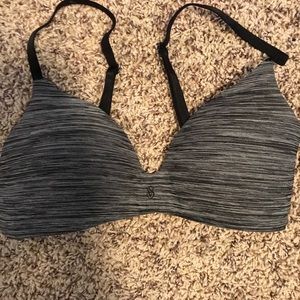 VS Bra 32A